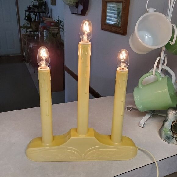 Vintage Christmas Window Candelabra 3 Electric Light Plastic Drip. - Picture 2 of 7